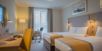 Фото номера Одноместный номер с двуспальной кроватью Отель Maldron Hotel Tallaght г. Талла 5